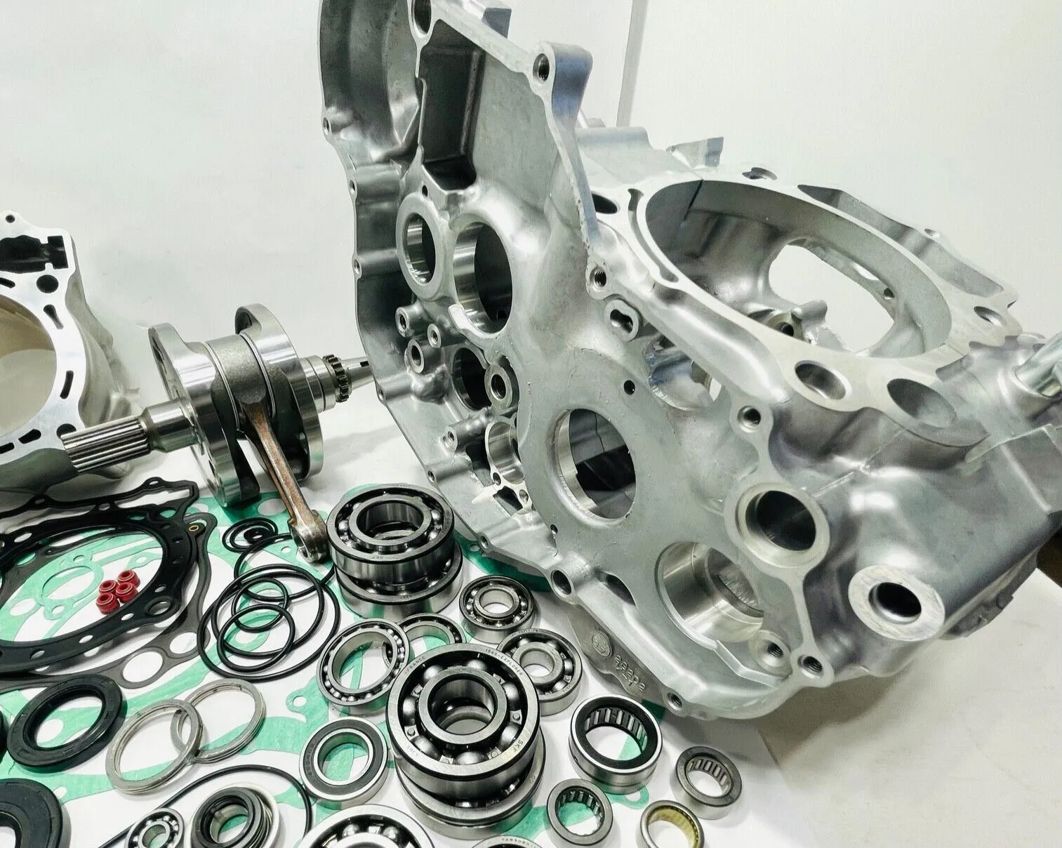 2018  RMZ450 RMZ 450 Cases Complete Built Assembled Motor Engine Stock Crankcase