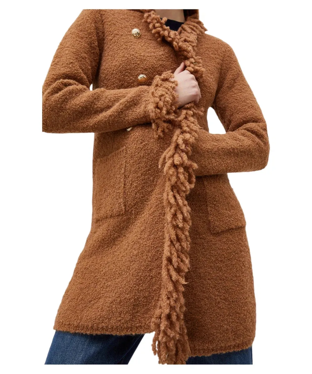 Cappotto Regina in Maglia Bouclé con Bordi Sfrangiati e Bottoni Decorativi