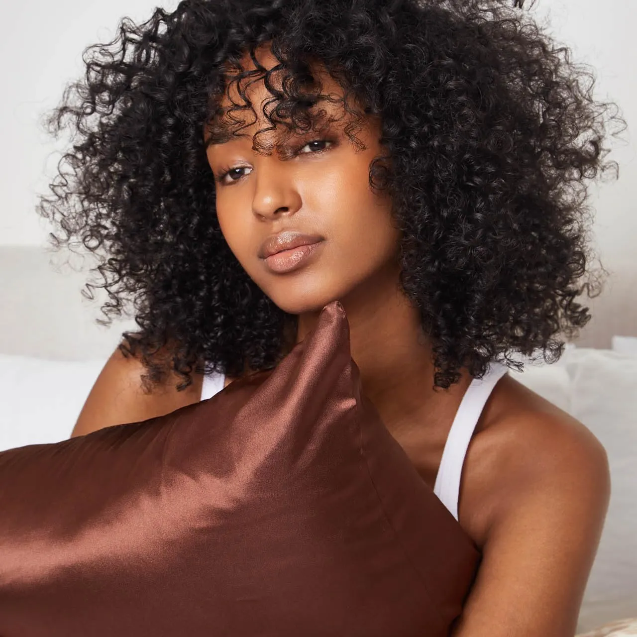 Kitsch Satin Pillowcase with Zipper for Hair & Skin, Softer Than Silk Pillow Cases Queen, Smooth Pillow Covers, Machine Washable, Wrinkle-Free, Cooling Satin Pillow Cases Standard Size 19"x26", Ivory