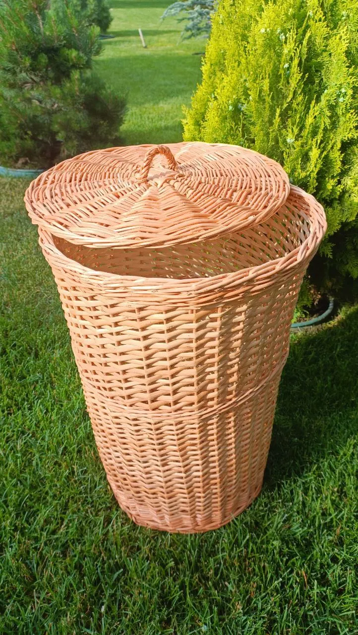 Large Wicker Laundry Basket With Lid